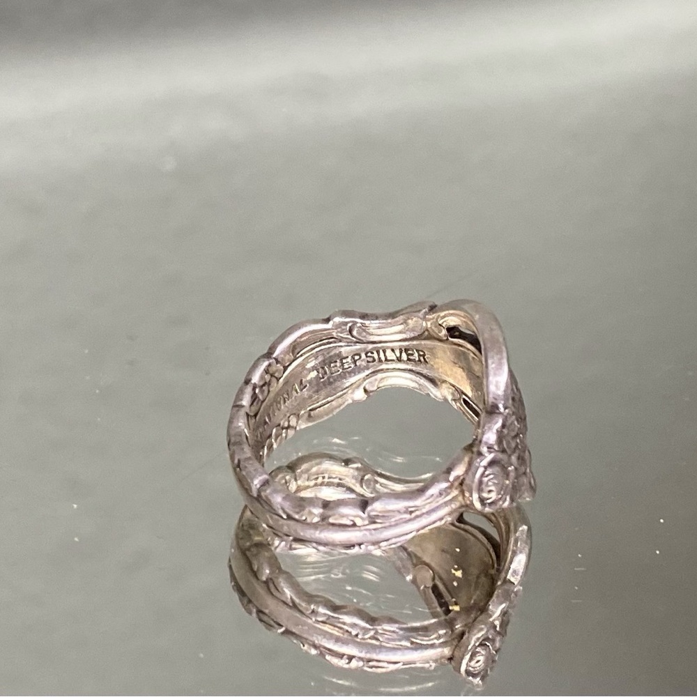 International Deep Silver “Countess” vintage Silver plate spoon ring sz 5.5 - Picture 5 of 7